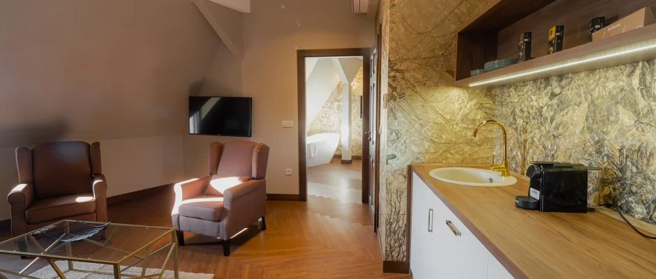 reg Halsz tterem s Fogad Tt