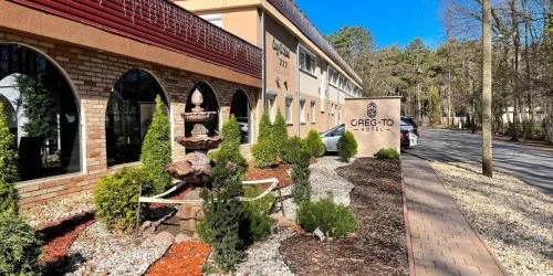 �reg-t� Hotel Tata