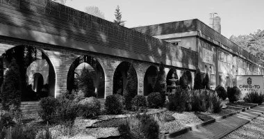 Napi �rak reggelis ell�t�ssal (1 �jt�l)