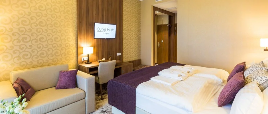 Outlet Hotel Polgr