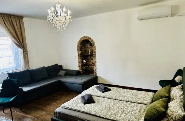 Pajkos P�ni �lm�nybirtok Vilyvit�ny