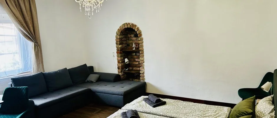 Pajkos P�ni �lm�nybirtok Vilyvit�ny