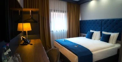 Vissza nem térítendő ár reggelivel