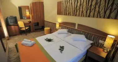 Napi �rak f�lpanzi�s ell�t�ssal (1 �jt�l)