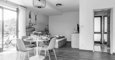 Szilveszter (min. 2 �j)