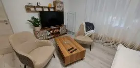 Pitypang Apartman - Napi rak nelltssal