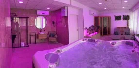 Pl�za Hotel Gyula - Napi �rak f�lpanzi�s ell�t�ssal