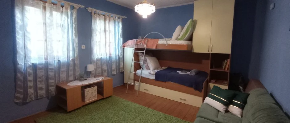 Pni Kuck Vendghz s Minifarm Hosszvlgy