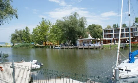 Port Étterem & Panzió Balatonmáriafürdő - Pünkösd - teljes előrefizetéssel