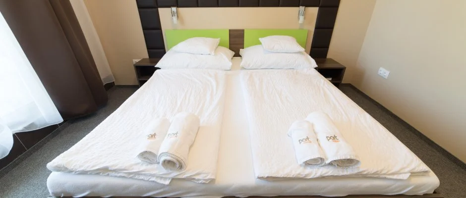 Port tterem & Panzi Balatonmriafrd