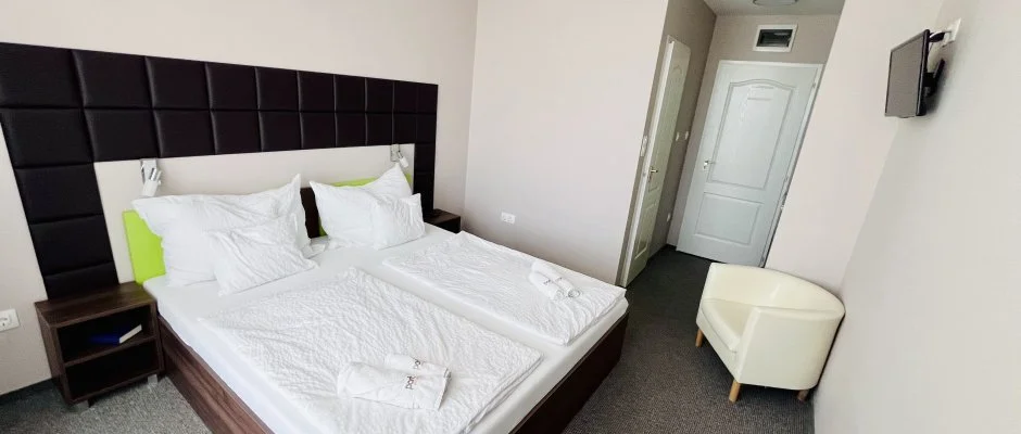 Port tterem & Panzi Balatonmriafrd