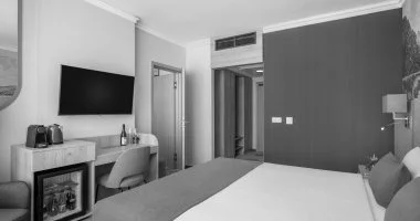 M�rciusi extra kedvezm�ny (min. 2 �j)