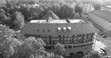 Két ünnep között (min. 2 éj)