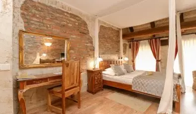 Puchner Kastlyszll Bikal