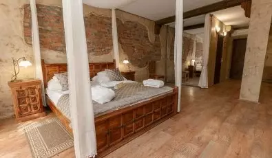 Puchner Kastlyszll Bikal