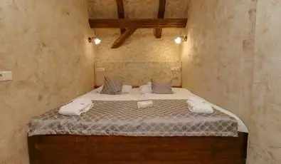 Puchner Kastlyszll Bikal