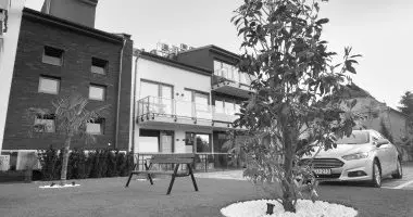 Augusztus 20. - teljes elrefizetssel (min. 2 j)