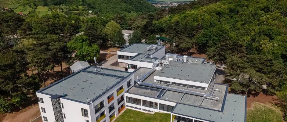 Rkczi Hotel, Tbor s Rendezvnykzpont Storaljajhely