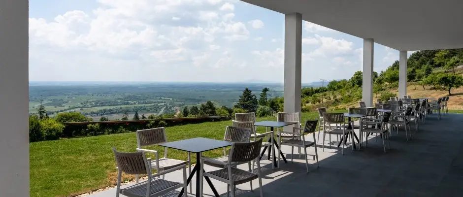 Rkczi Hotel, Tbor s Rendezvnykzpont Storaljajhely