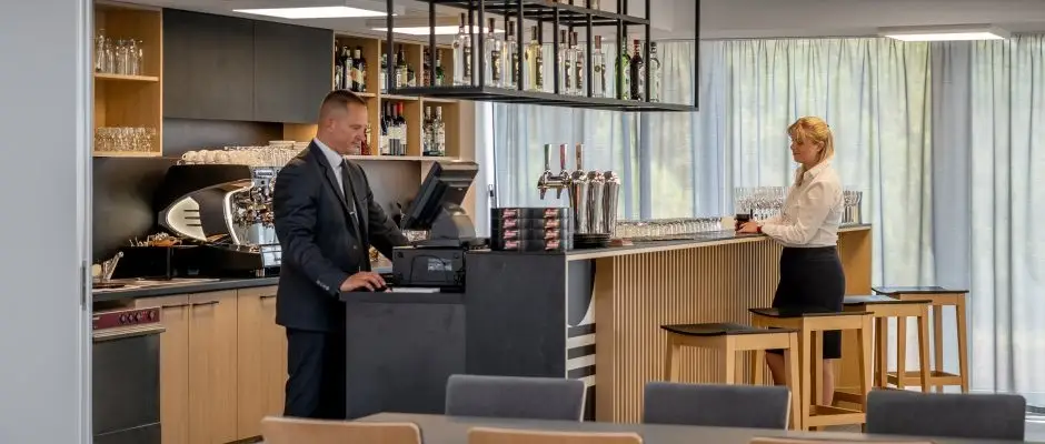 Rkczi Hotel, Tbor s Rendezvnykzpont Storaljajhely