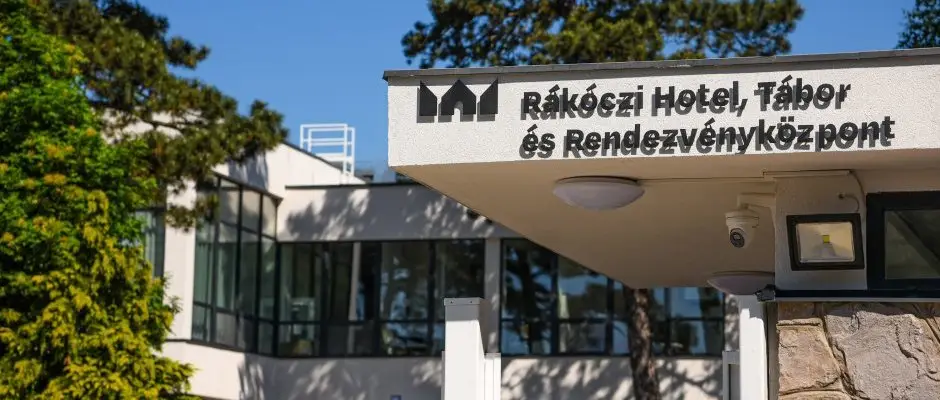 Rkczi Hotel, Tbor s Rendezvnykzpont Storaljajhely