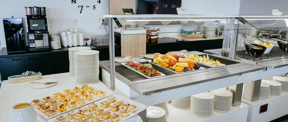 Rkczi Hotel, Tbor s Rendezvnykzpont Storaljajhely