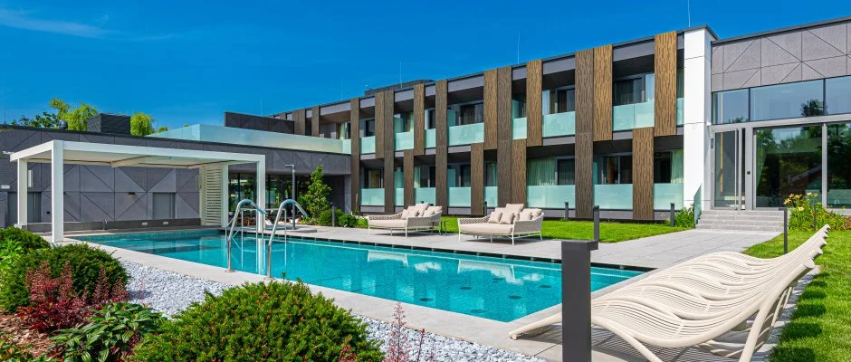 REED Luxury Hotel & Bistro Sifok