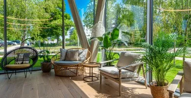 M�jus 1. (min. 2 �j)