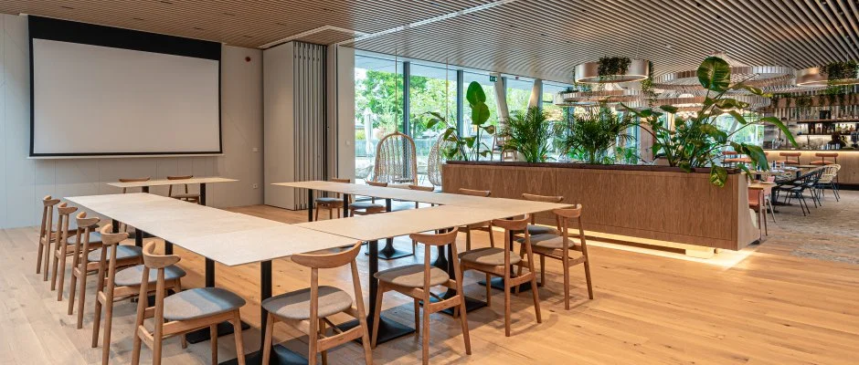 REED Luxury Hotel & Bistro Sifok