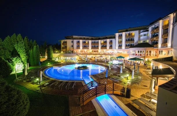 Lotus Therme Hotel & Spa Hévíz Lotus Therme Hotel & Spa Hévíz