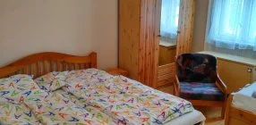R�zsi Vend�gh�z - Napi �rak