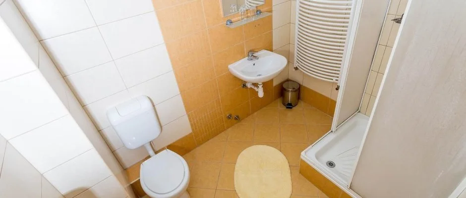 Salg Hotel Salgtarjn-Eresztvny