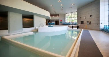 K�t �nnep k�z�tt (min. 2 �j)