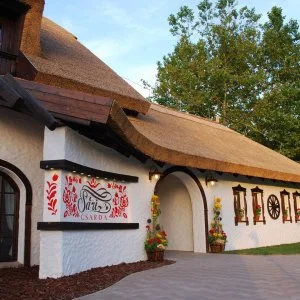 Sári Udvar Dunakiliti - Napi árak félpanzióval (1 éjtől)