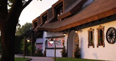 M�jus 1. (min. 2 �j)