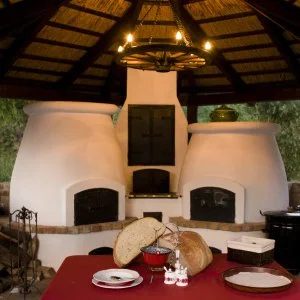 Sári Udvar Dunakiliti - Két ünnep között