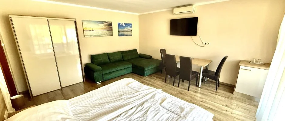 See Vend�gh�z Si�fok