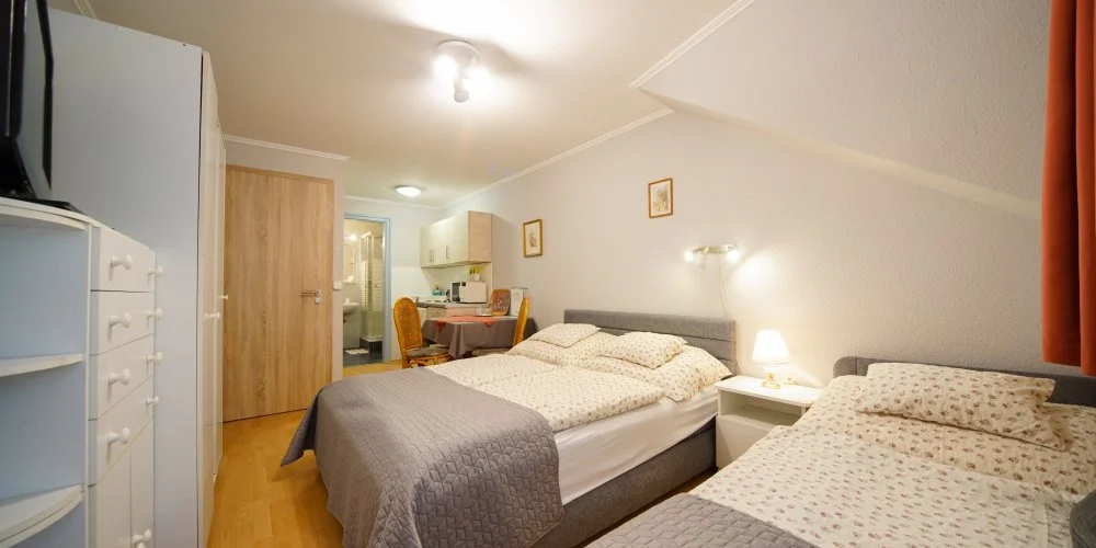 Siesta Vend�gh�z Eger