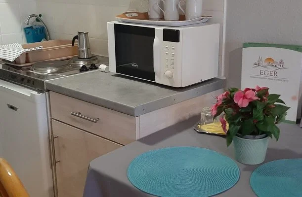 Siesta Vend�gh�z Eger