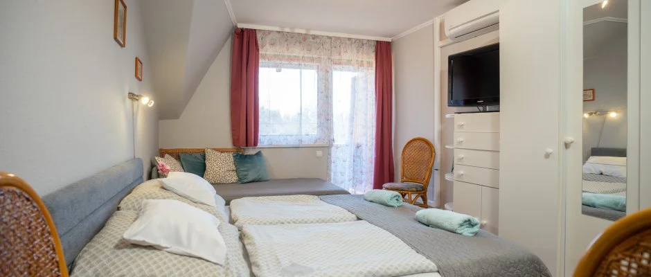 Siesta Vend�gh�z Eger