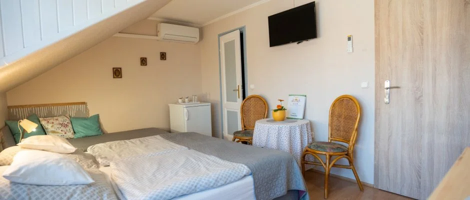 Siesta Vend�gh�z Eger