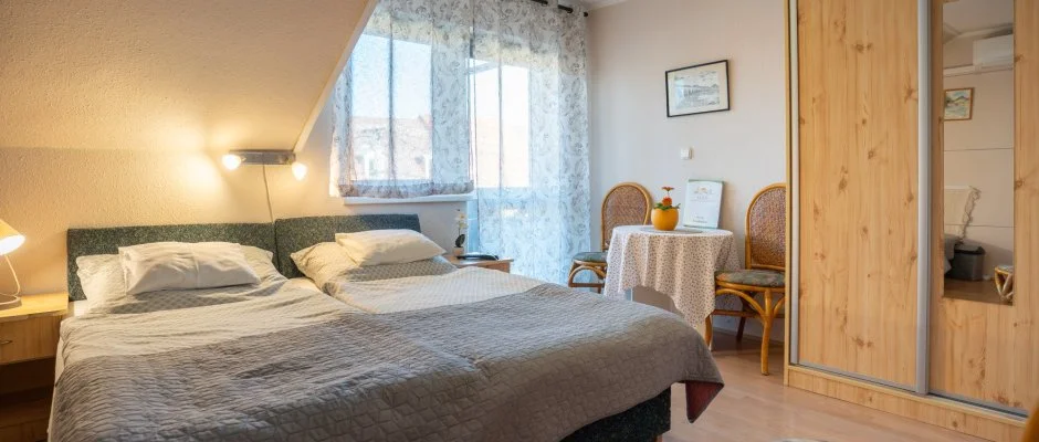 Siesta Vend�gh�z Eger