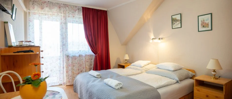 Siesta Vend�gh�z Eger