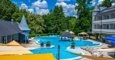Ambient Hotel - Kedvezm�nyes �r f�lpanzi�val