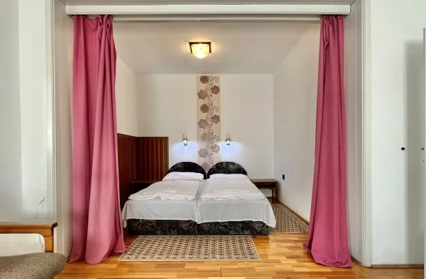 Sirly Hotel Balatonlelle