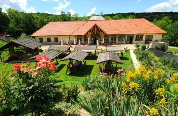 Somogy Kertje Üdülőfalu és Étterem Bonnya Somogy Kertje Üdülőfalu és Étterem Bonnya