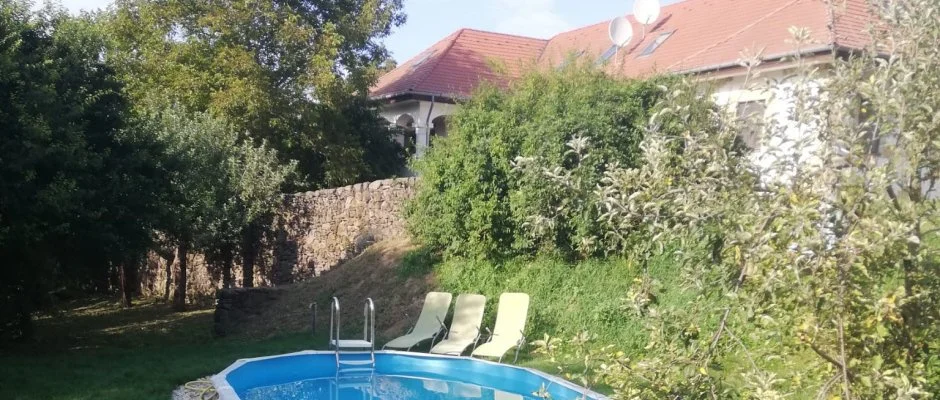 Somogy Kertje dlfalu s tterem Bonnya