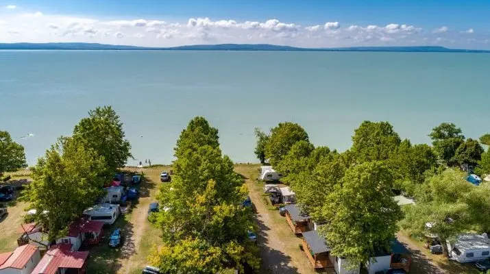 Balatontourist Strand-Holiday Kemping Balatonakali