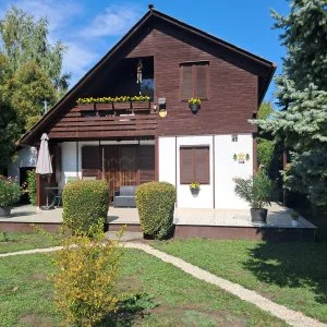 Sunshine Vendégház Balatonfenyves - Balatoni nyaralás (min. 2 éj)