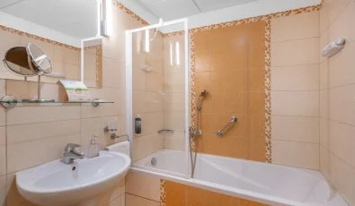 Szalajka Liget Hotel �s Apartmanh�zak Szilv�sv�rad